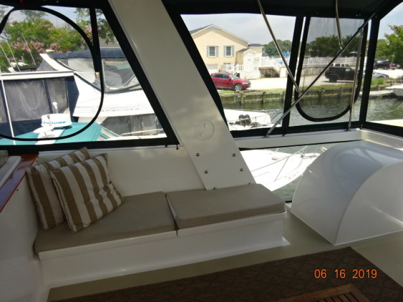 2001 DeFever offshore cruiser