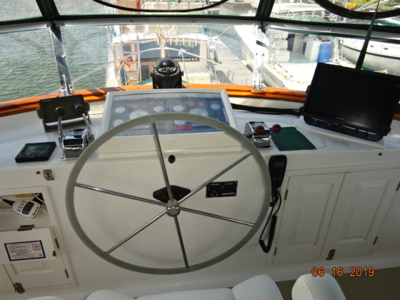 2001 DeFever offshore cruiser