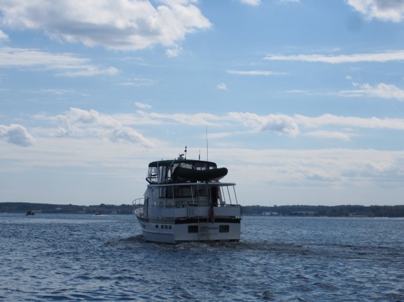 2001 DeFever offshore cruiser