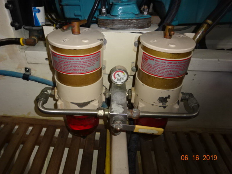 2001 DeFever offshore cruiser