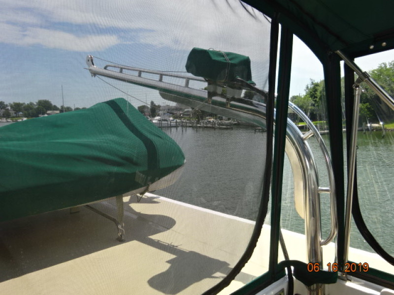 2001 DeFever offshore cruiser