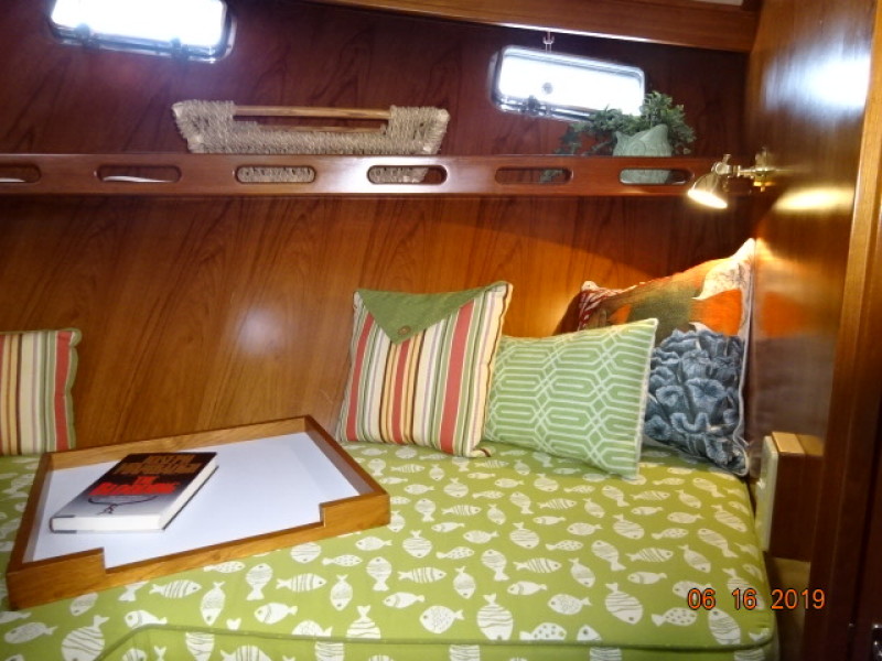 2001 DeFever offshore cruiser