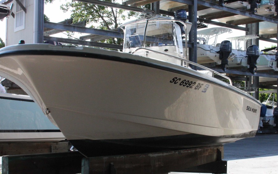 1999 Sea Hunt Triton 172