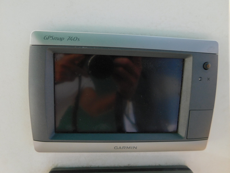 1998 Carver 405