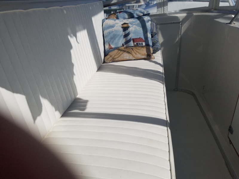 1990 Chris-Craft Catalina