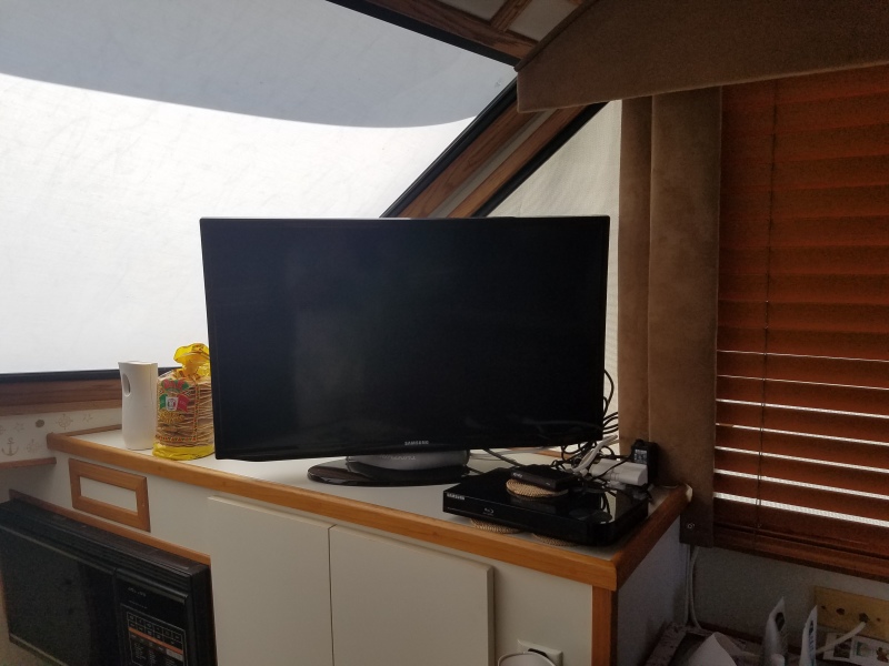 1990 Chris-Craft Catalina