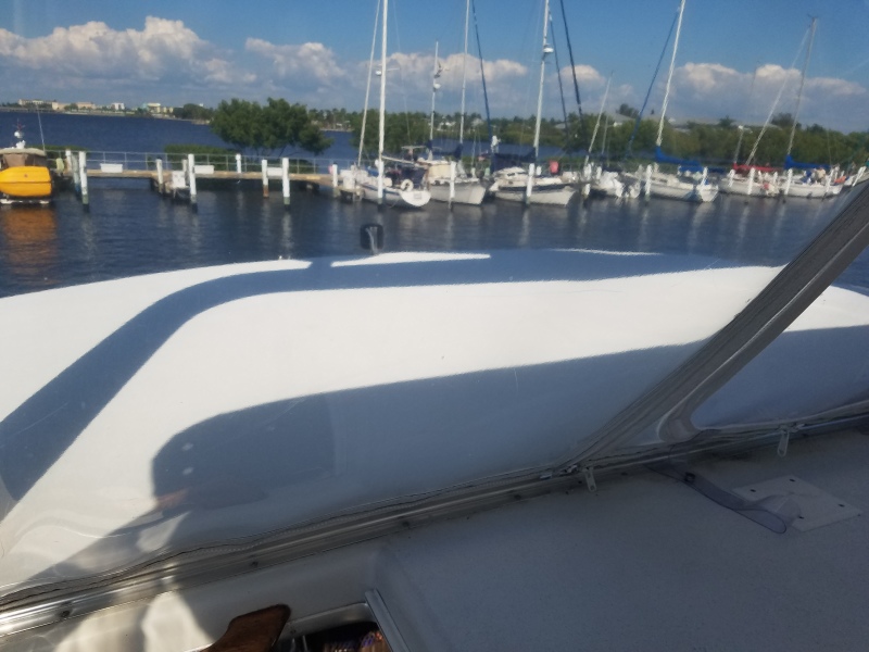 1990 Chris-Craft Catalina