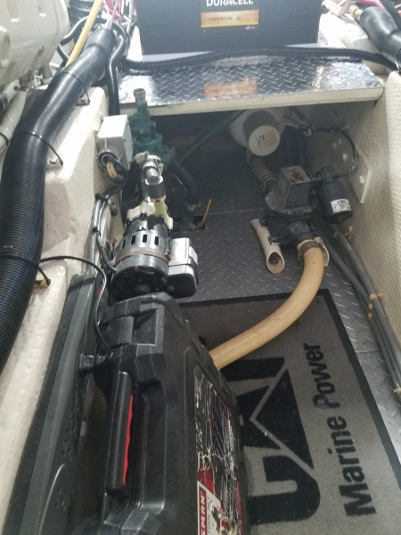 1990 Chris-Craft Catalina