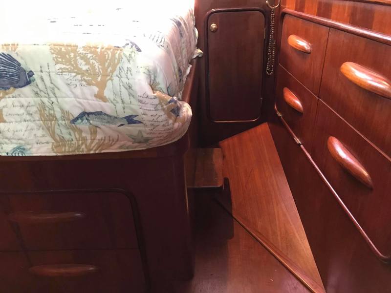 1980 Gulfstar Sailmaster - Photo 17