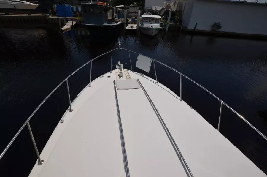 1988 Sea Ray 340 Express Cruiser