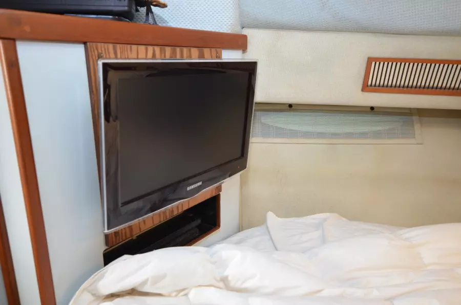 1988 Sea Ray 340 Express Cruiser