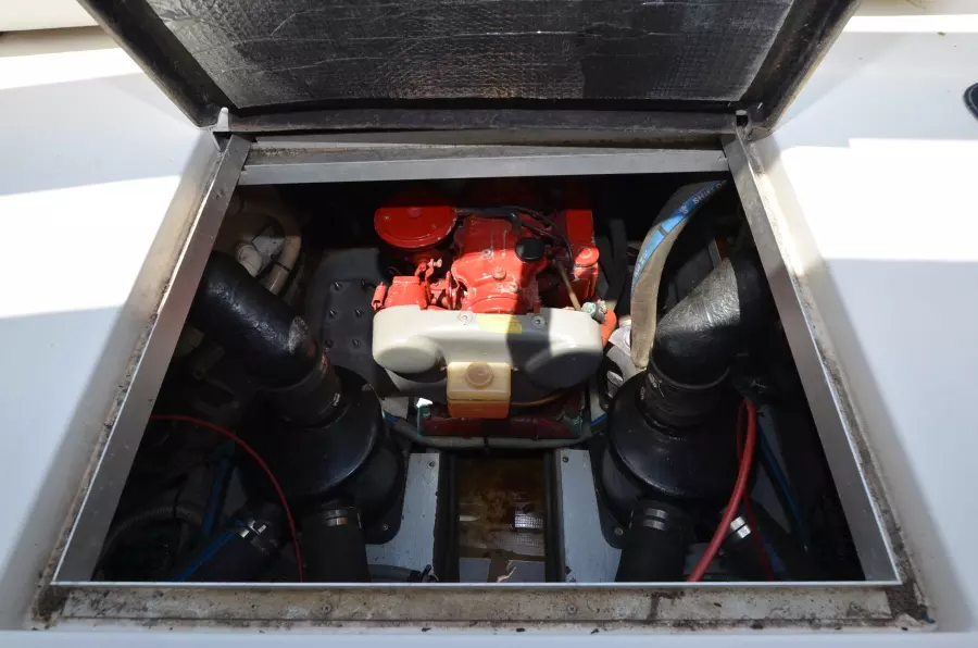 1988 Sea Ray 340 Express Cruiser