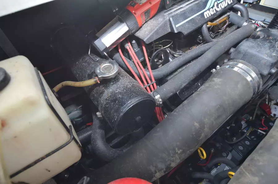 1988 Sea Ray 340 Express Cruiser