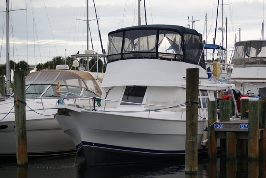 1998 Mainship 350