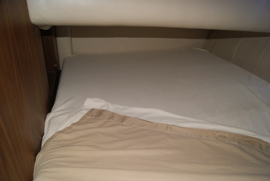 1998 Mainship 350