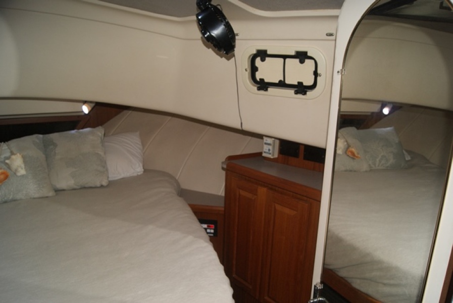 1998 Mainship 350