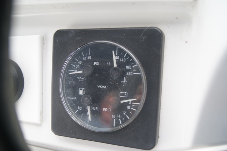 1998 Mainship 350