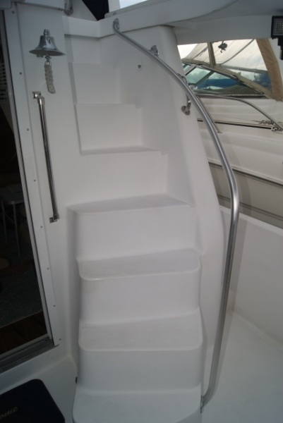 1998 Mainship 350