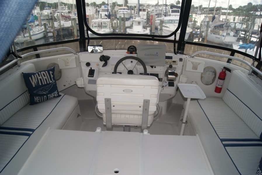 1998 Mainship 350