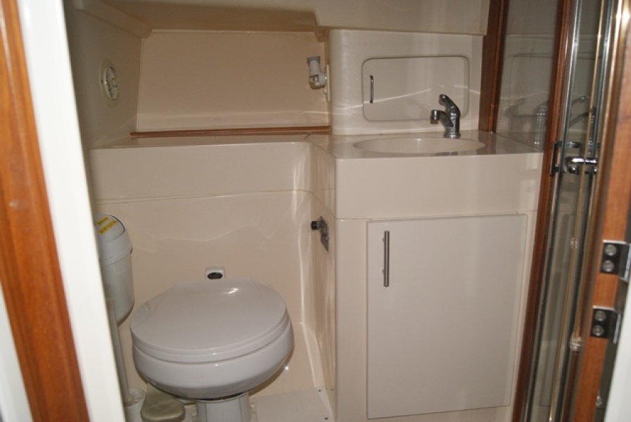 1998 Mainship 350