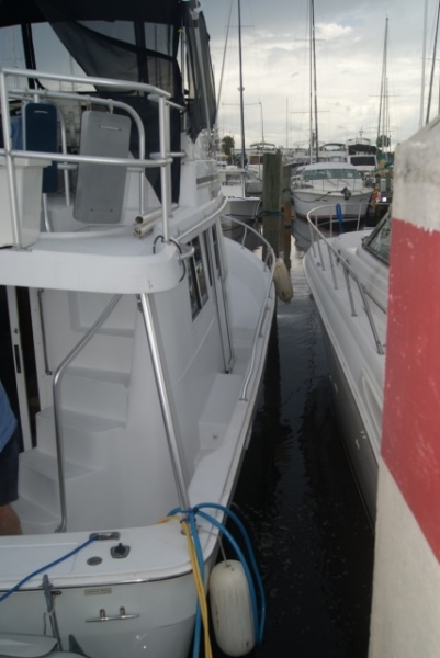 1998 Mainship 350