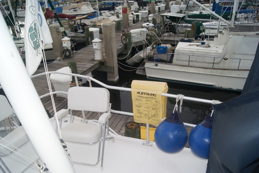 1998 Mainship 350