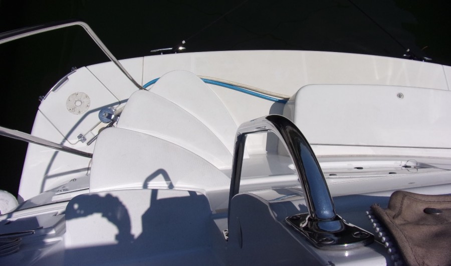 2004 Carver 466 Carver Aft Cabin