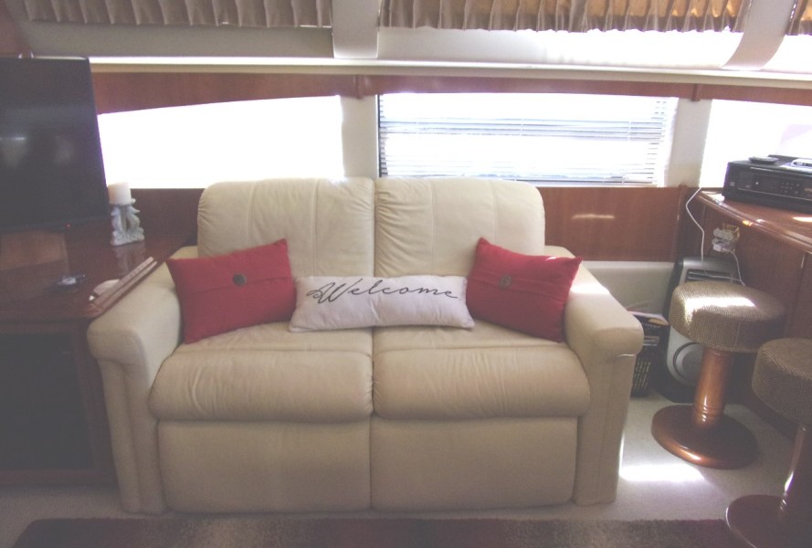 2004 Carver 466 Carver Aft Cabin