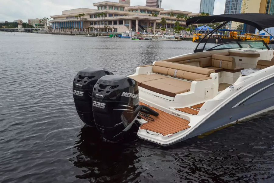 2017 Sea Ray 290 SDX