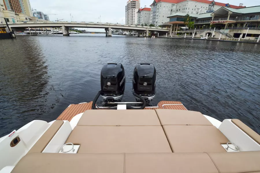 2017 Sea Ray 290 SDX