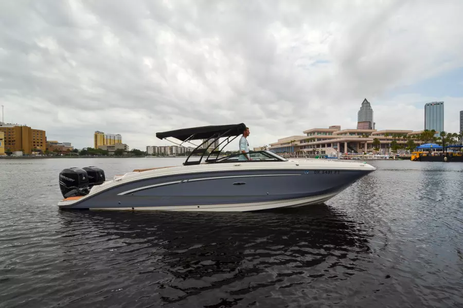 2017 Sea Ray 290 SDX