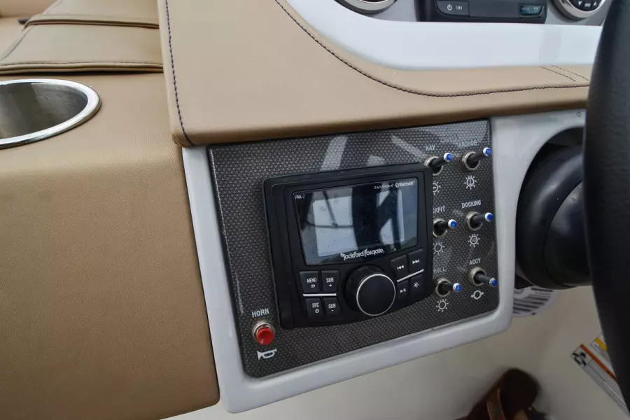 2017 Sea Ray 290 SDX