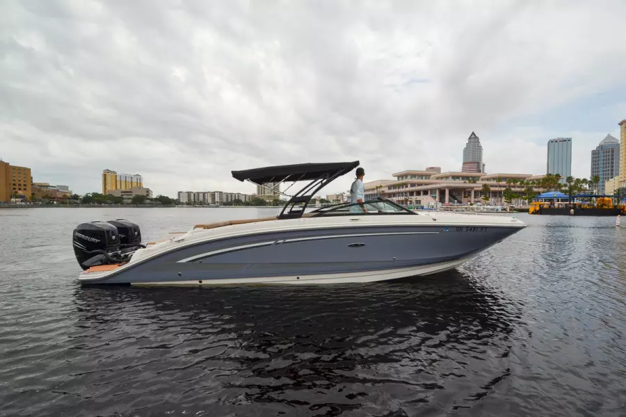 2017 Sea Ray 290 SDX