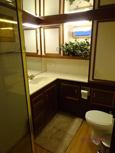 1975 Hatteras "58" LRC
