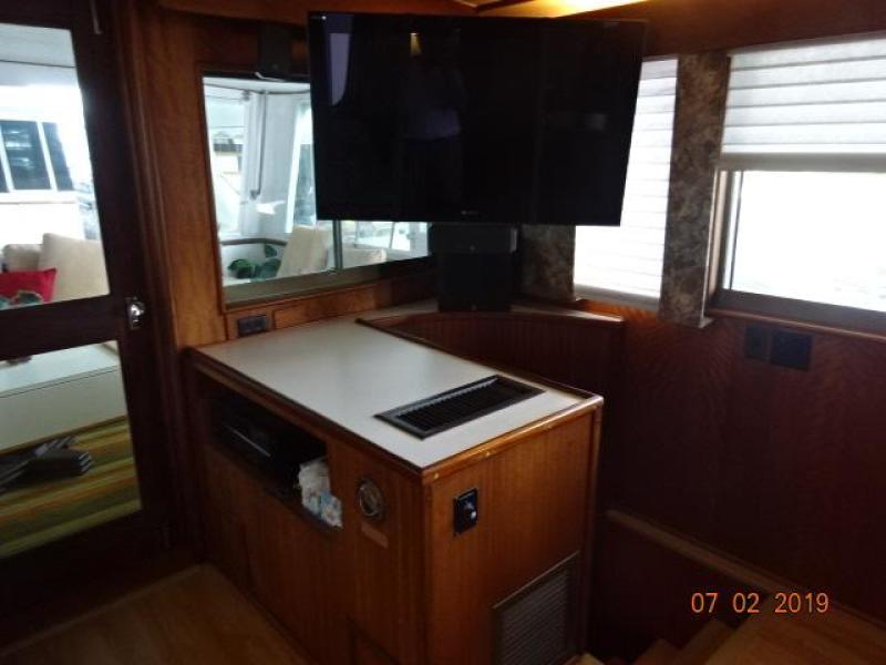 1975 Hatteras "58" LRC