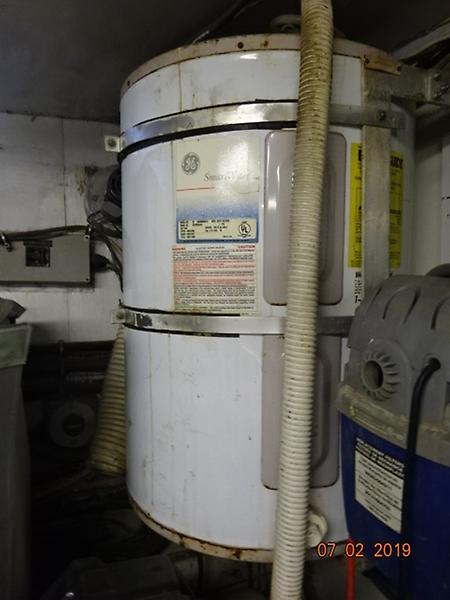 1975 Hatteras "58" LRC