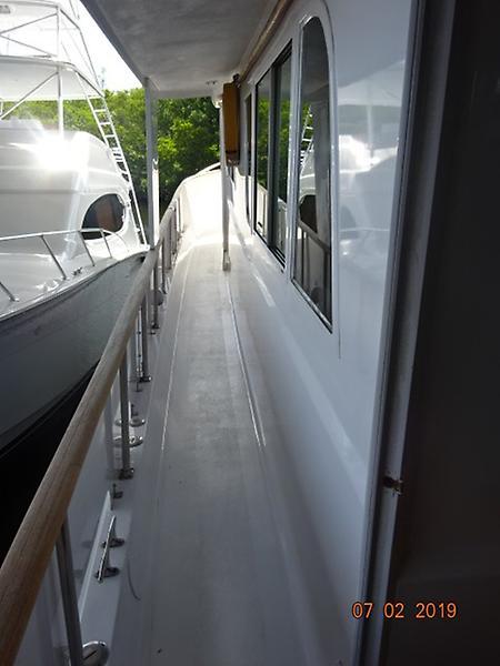 1975 Hatteras "58" LRC