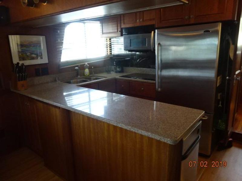 1975 Hatteras "58" LRC