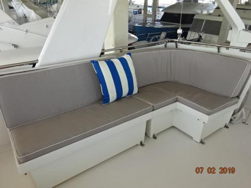 1975 Hatteras "58" LRC