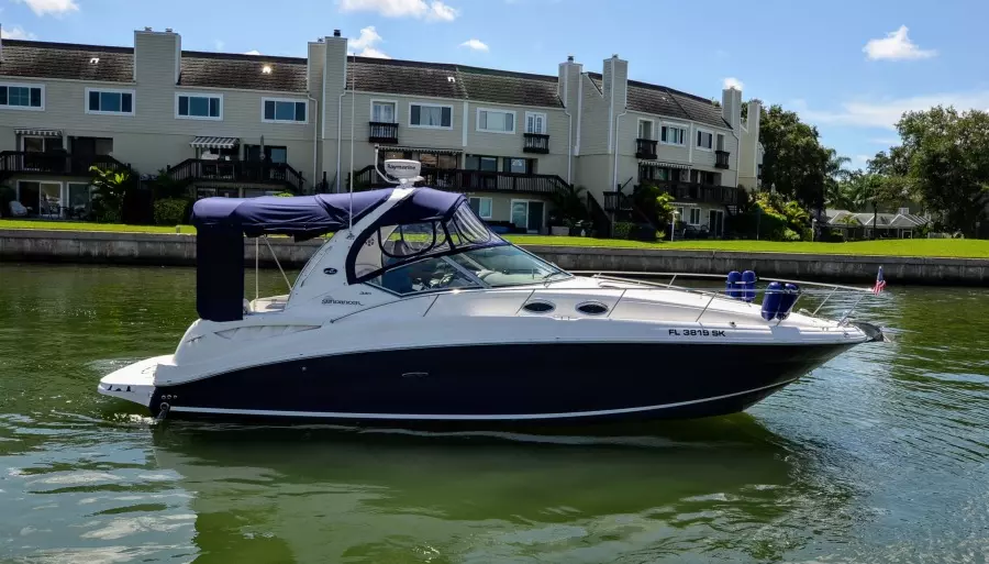 2005 Sea Ray 320 Sundancer