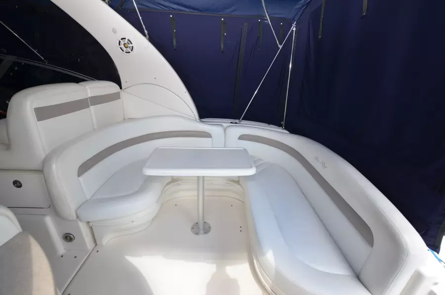 2005 Sea Ray 320 Sundancer