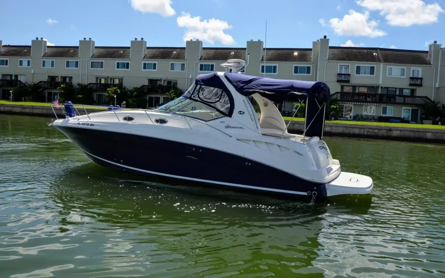 2005 Sea Ray 320 Sundancer