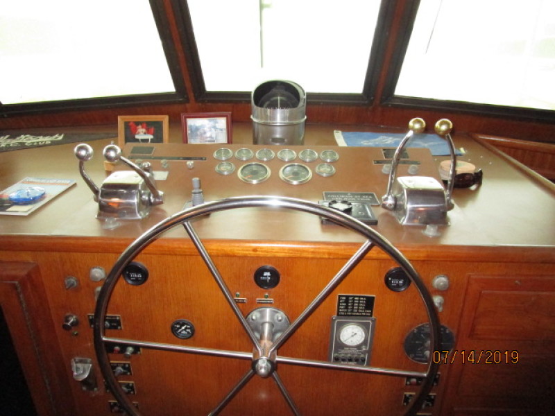 1976 Hatteras 48 LRC
