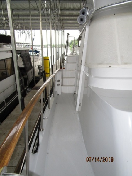 1976 Hatteras 48 LRC