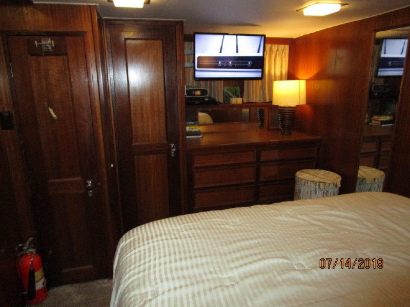 1976 Hatteras 48 LRC