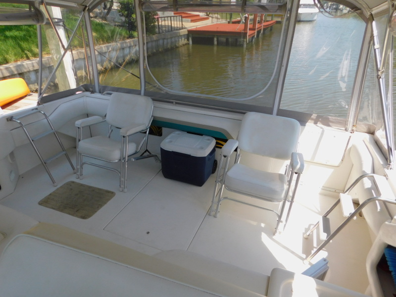 1993 Sea Ray 400 Express Cruiser