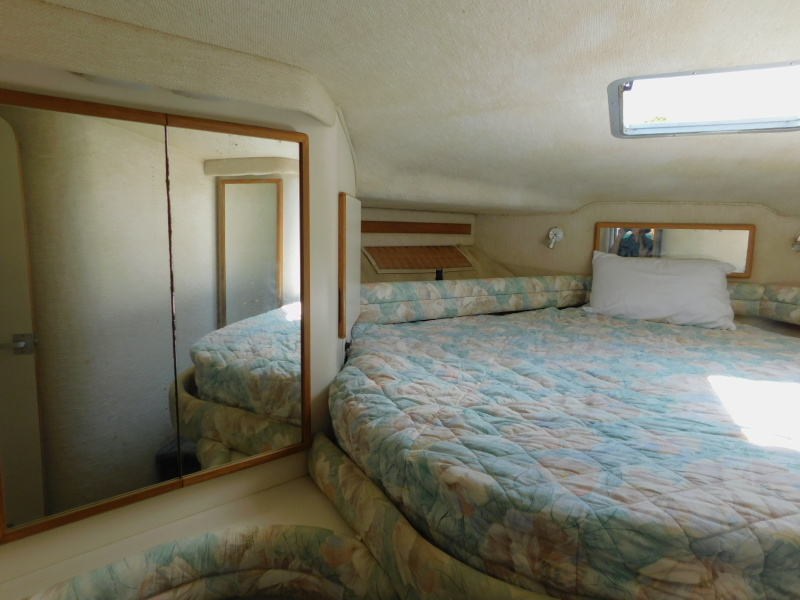 1993 Sea Ray 400 Express Cruiser