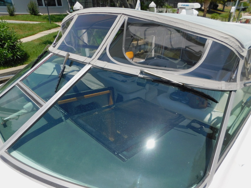 1993 Sea Ray 400 Express Cruiser