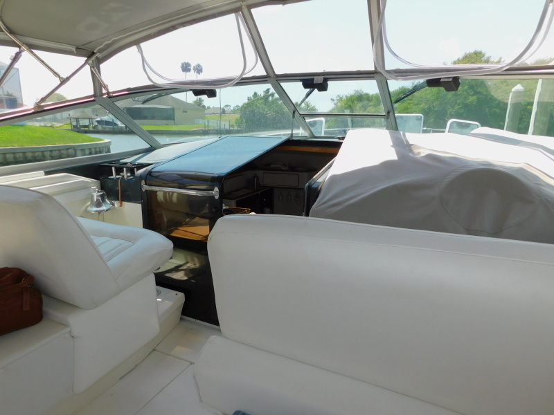 1993 Sea Ray 400 Express Cruiser
