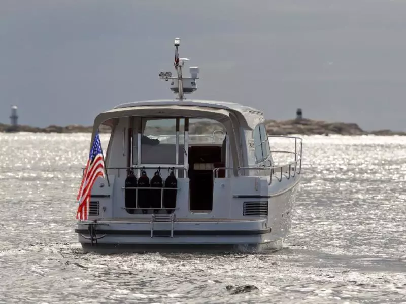 38ft Nimbus Yacht For Sale